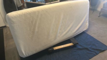 Tempurpedic mattress and adjustable bed-frame