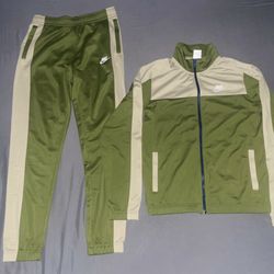 Nike Track Suit