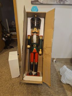 NUTCRACKER