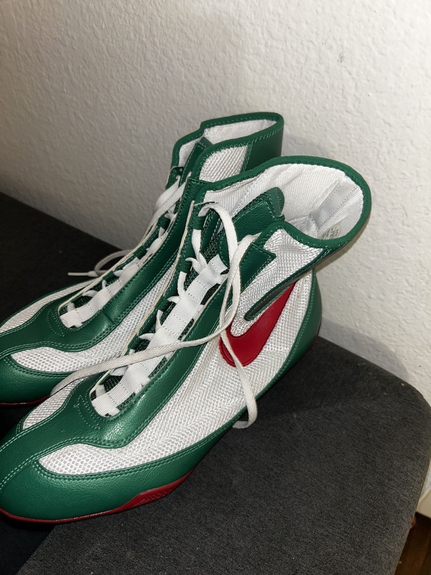 Nike Machomai Boxing Shoes Mexican Colors Size 10