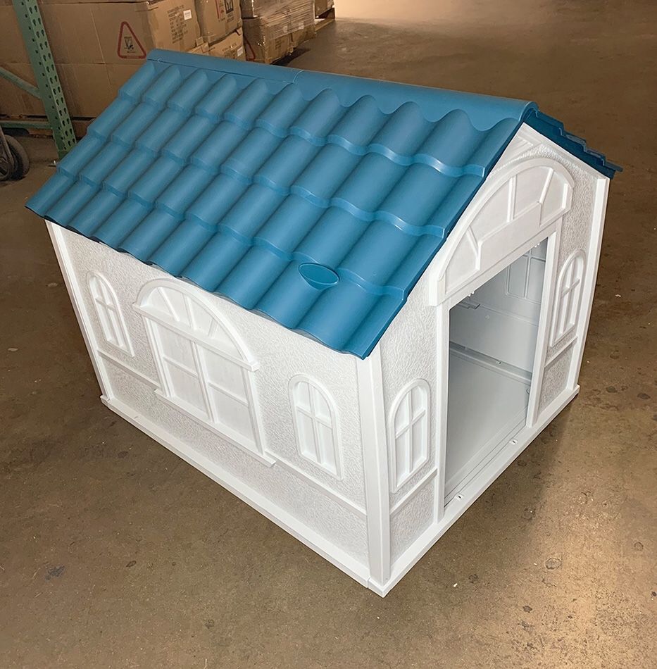 Brand New $85 Plastic Dog House Medium/Large Pet Indoor Outdoor All Weather Shelter Cage Kennel 39x33x32”