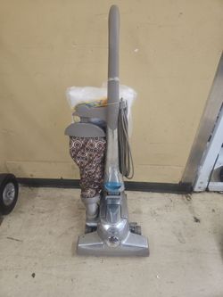 Kirby sentria upright vacuum
