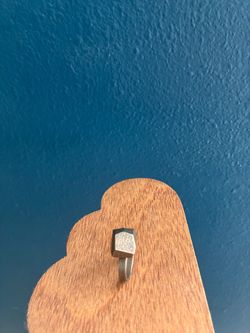 Faceted geometric statement ring, size 5