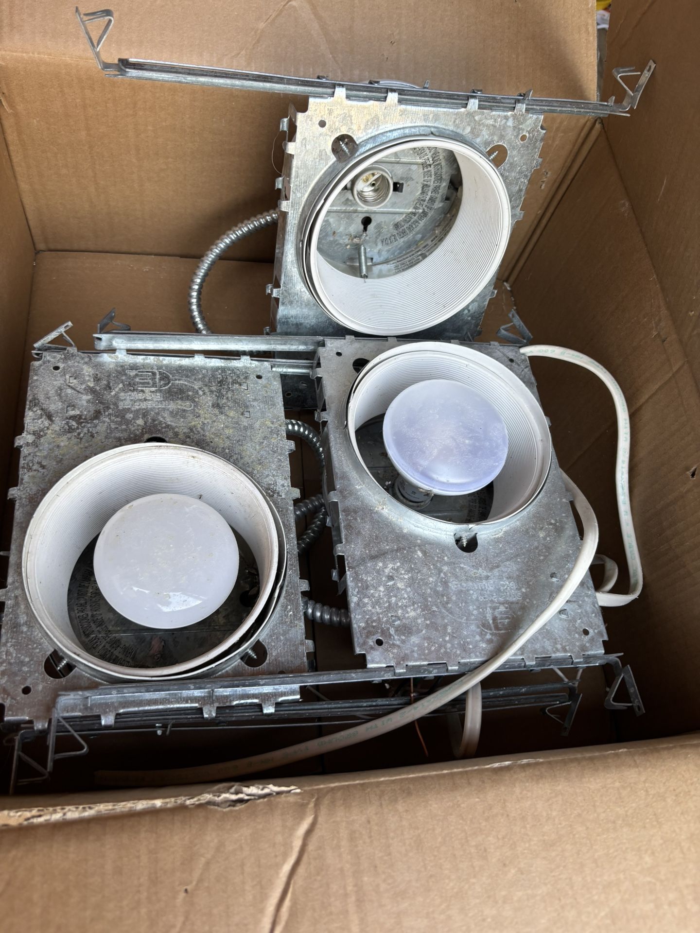 10 Recess Lighting