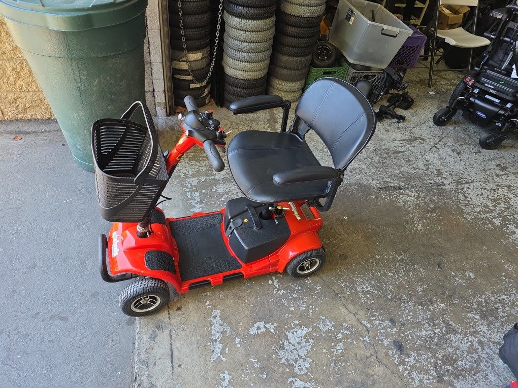 Ewheels Scooter 4 Wheels