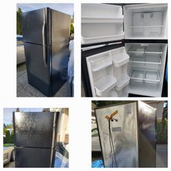 Like New Fridge 