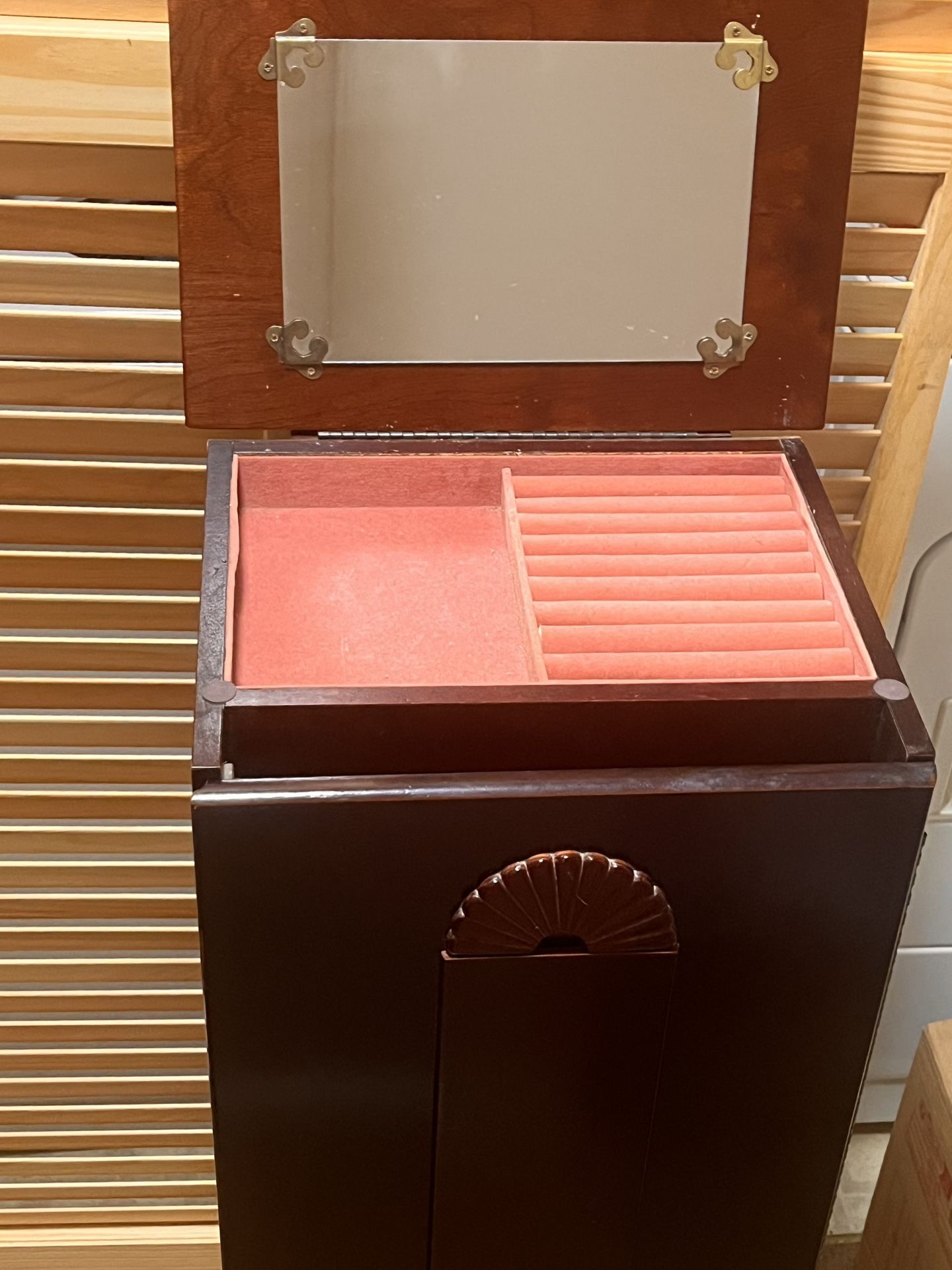 Jewelry Armoire With Mirror