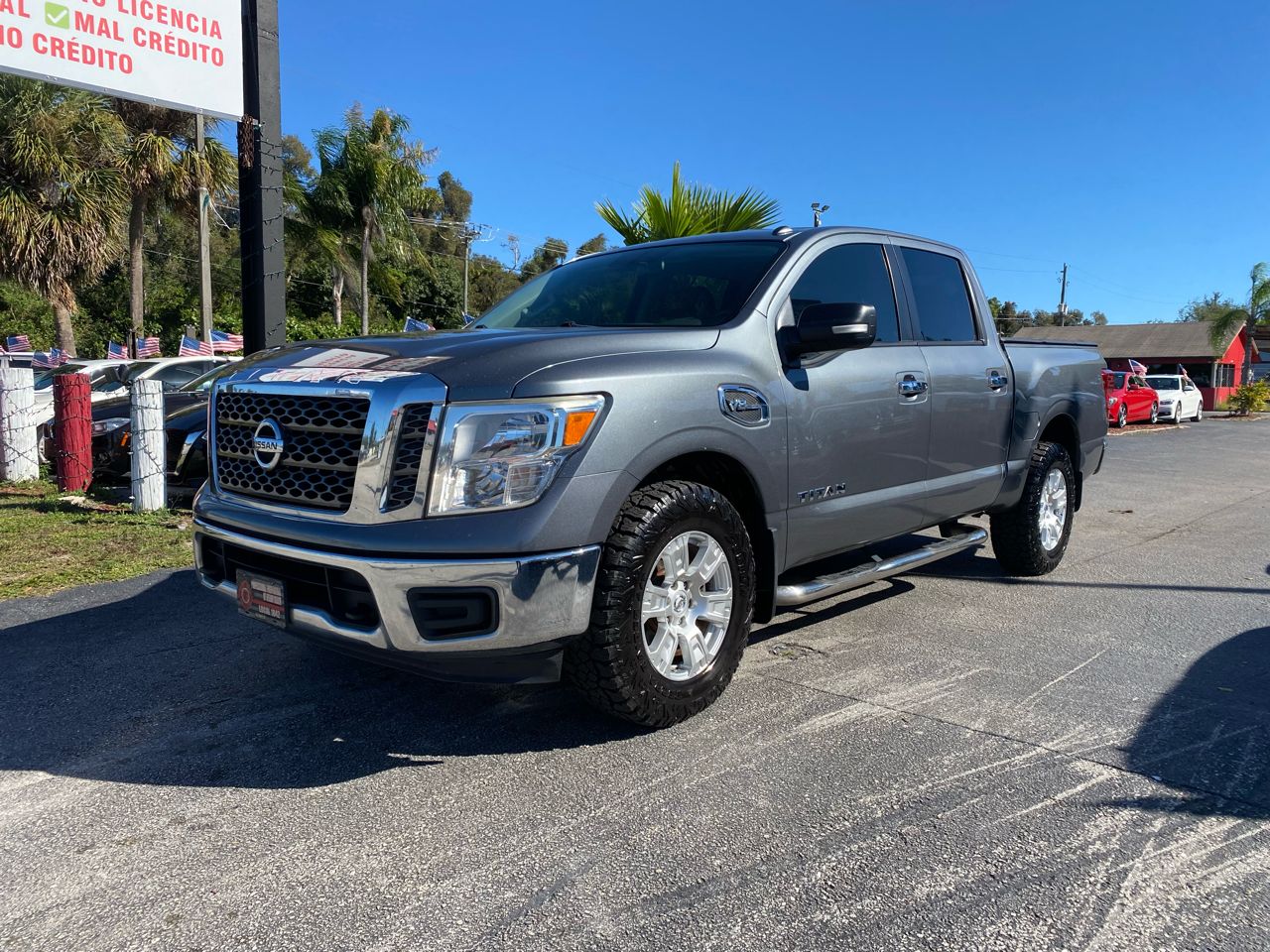 2017 Nissan Titan