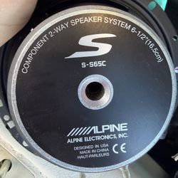 Kenwood Stereo and Alpine Speakers