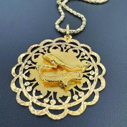 18k solid yellow gold Pisces zodiac sign fish pendant