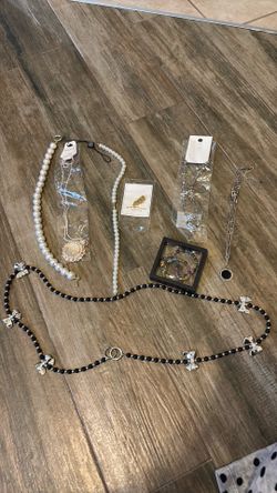 Brand New Jewelry Bundle - $40