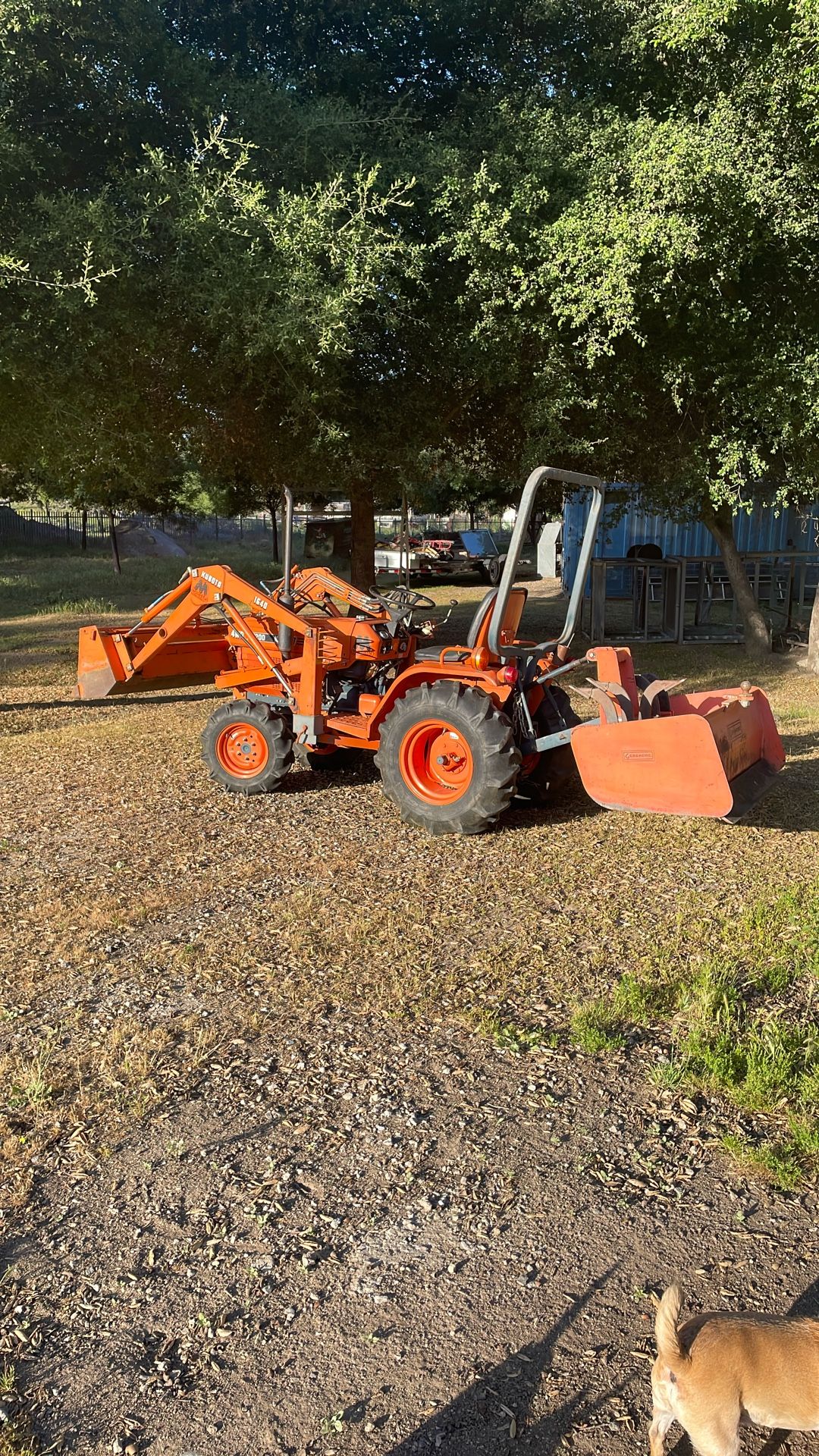 Tractor 4 x 4 diesel