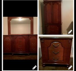 D&W Williamsburg Master Bedroom Set