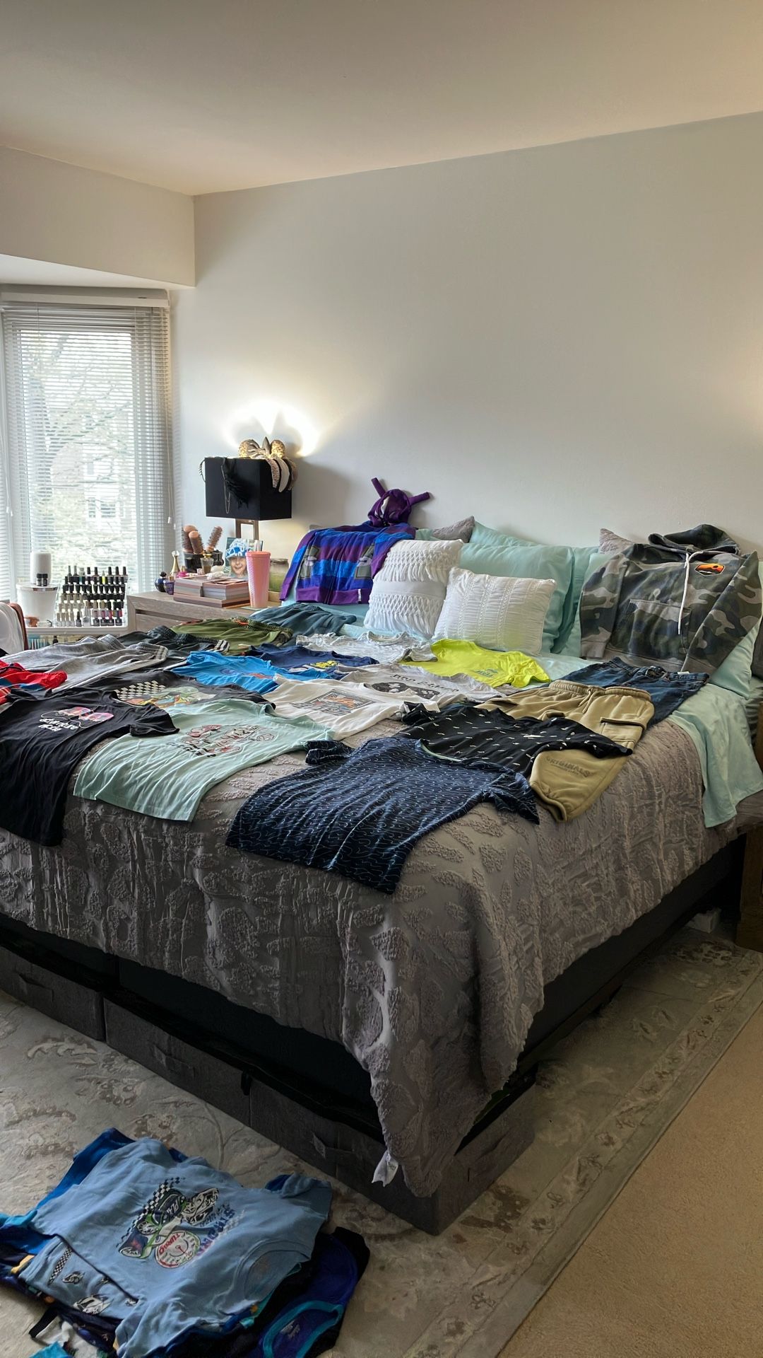 Boys Size L Or 10/12 Clothing Lot # E