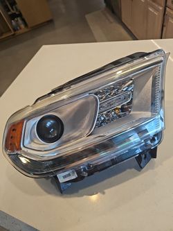 2016 to 2018 Dodge Durango headlight, with HID right, passenger side, OEM