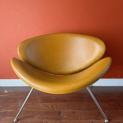 Sunbeam Vintage Chair