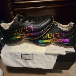 gucci 100%authentic  used 9/10