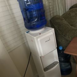 Water Dispenser 