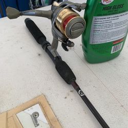 Shakespeare Micro spin Reel With A Shimano SSG GRAPHITE Rod for Sale in  Fuquay-varina, NC - OfferUp