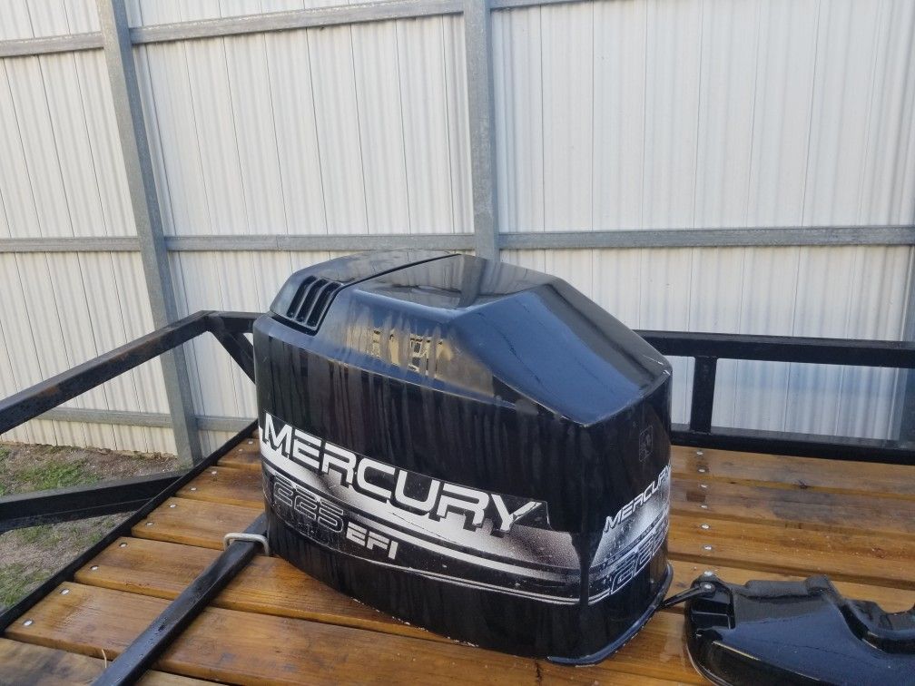 1999 Mercury 225 cowling