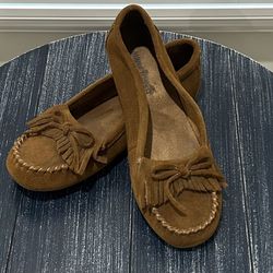 Minnetonka Traditional Moccasins