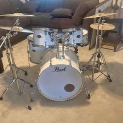 Pearl Export Drum Set