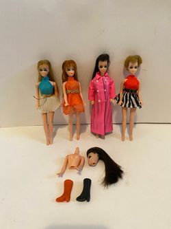 Vintage ‘70s Topper Dawn doll lot