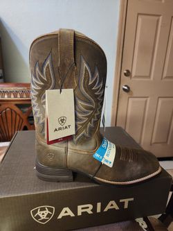 ARIAT COWBOY BOOTS DIFERENTS SIZES AVAILABLE 