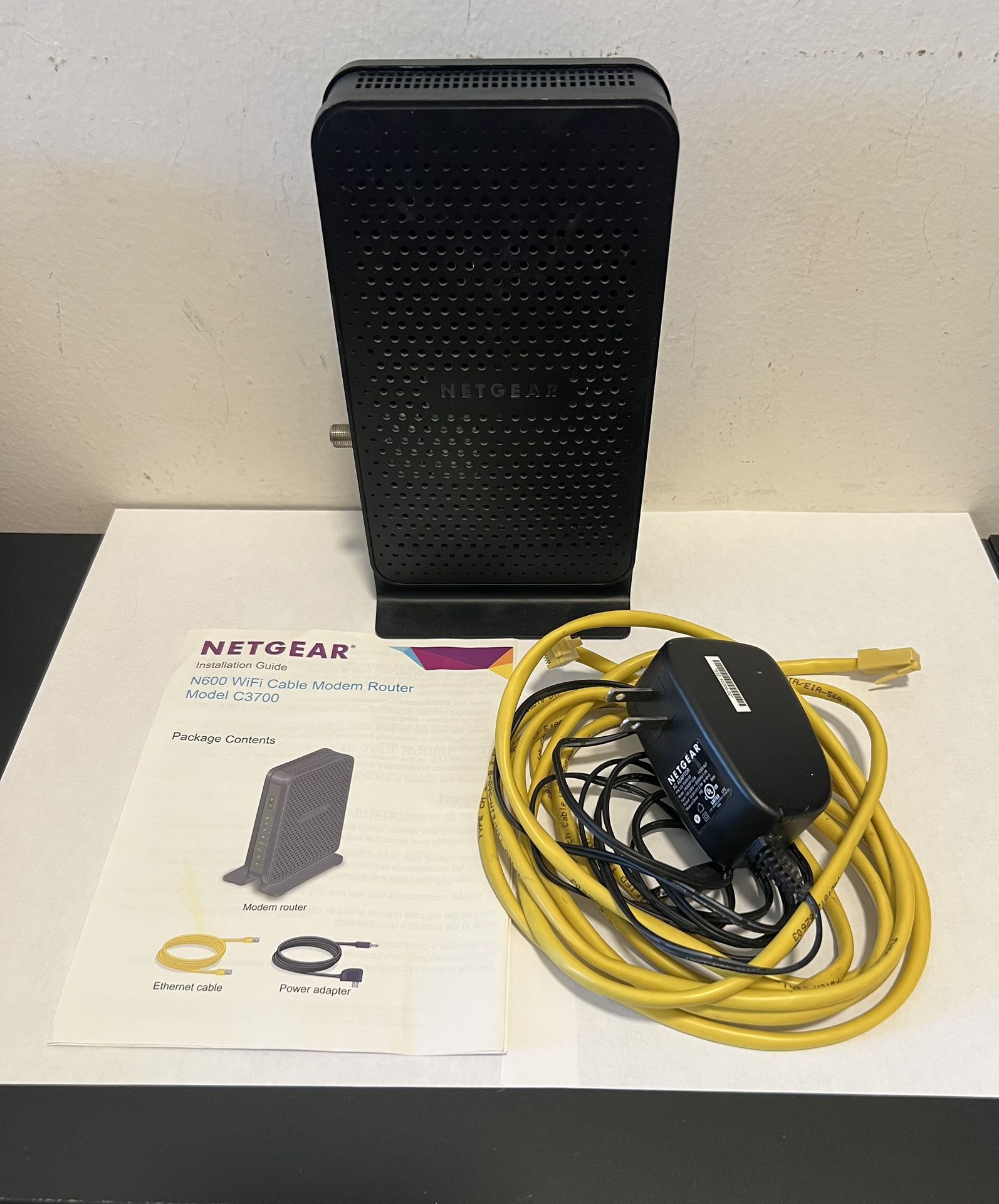 NETGEAR C3700 N600 Wireless WiFi Docsis 3.0 Cable Modem Router
