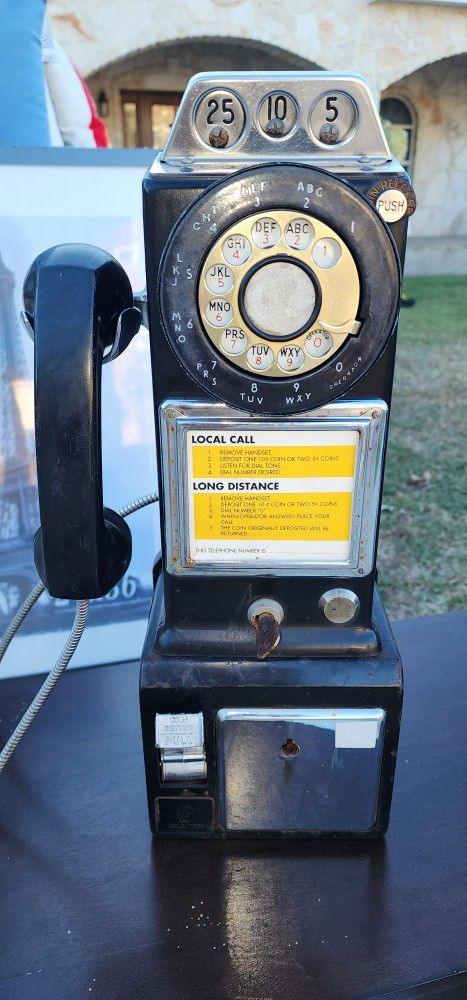 Vintage 1969 Canadian Telephone ☎️ 