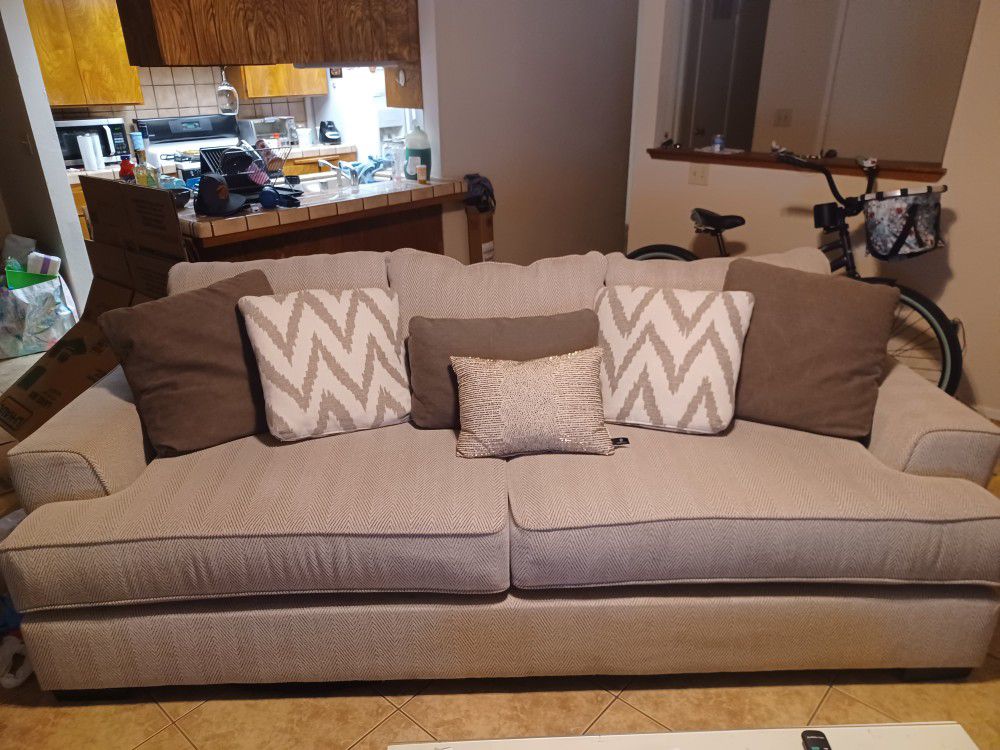 Brand New, Perfect Condition Oversized Couch For Sale