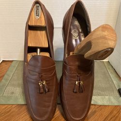 Gucci Italy Hand Crafted Brown Leather Tassel Loafers 45-1/2