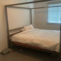 King Size Canopy Bed Frame And Mattress 