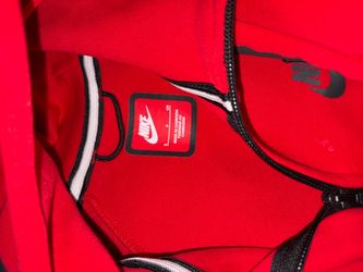 Boys Nike Tech Fleece Sweatsuit – Size Small