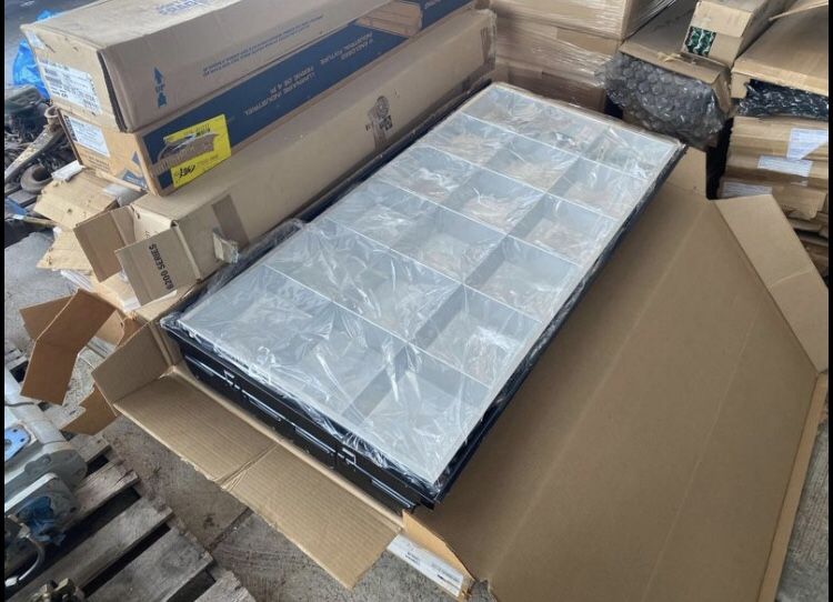 2 Lamp 4’ Fluorescent Light Fixture $100 Each,All Products : American Fashion Style Bags On Sale