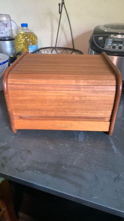 Nintendo box holder