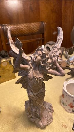 Angel Statue 14.5” x 6.5”