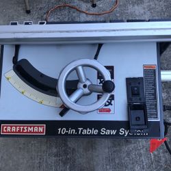 10 Inch Craftsman Table Saw With Accessory 
