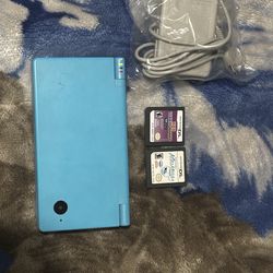 Nintendo DSi Blue Bundle w/ Charger + 2 Games – Tested & Working