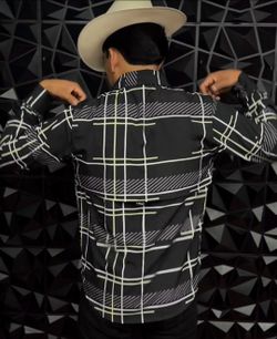 Maja camisa Large unicas piezas
