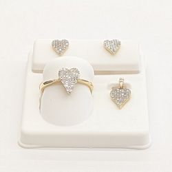10kt Real Gold Real Diamond Set