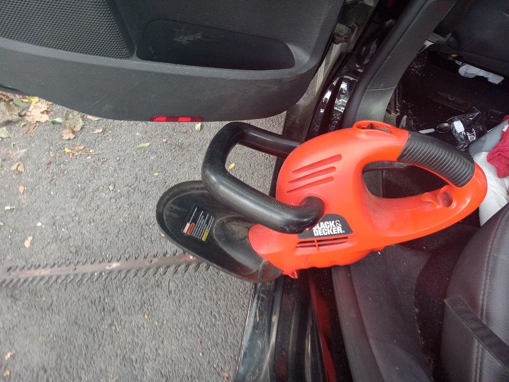 Black And Decker Trim Cutter 