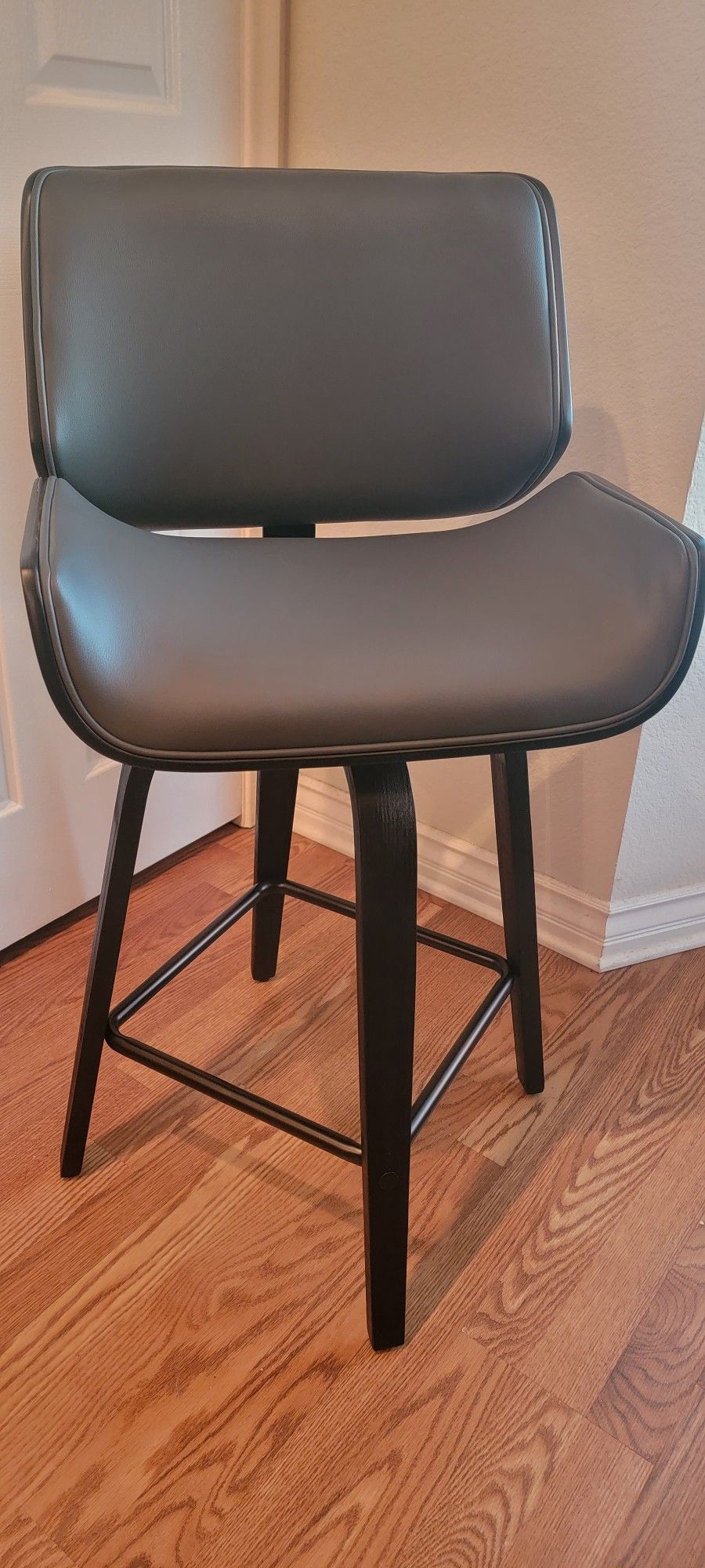 Armen Living Tyler 26" Counter Height Swivel Gray Faux Leather Black Wood Bar Stool Accent Chair *New W/Damage*
