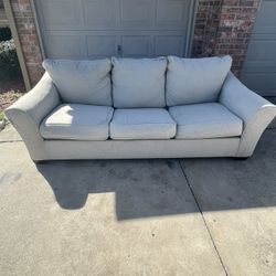 Couch FREE DELIVERY 