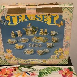 Teddy Bear Tea Set 1996