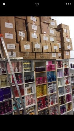 Holiday sale perfume