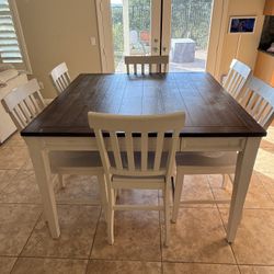 Farmhouse Living & Dining Room Set