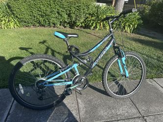 HUFFY 26 ‘INCH MOUNTAIN BIKE