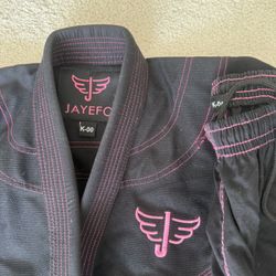 BJJ Jiu Jitsu Gi Kids ~8 Years Of age Size 