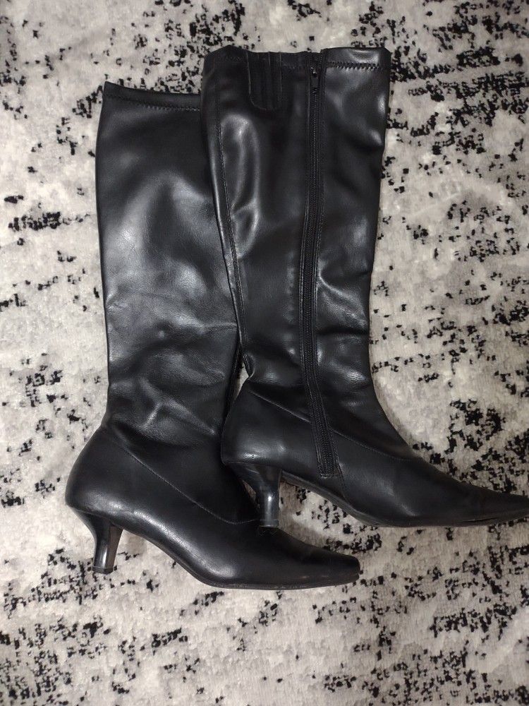 Women's boot size 6